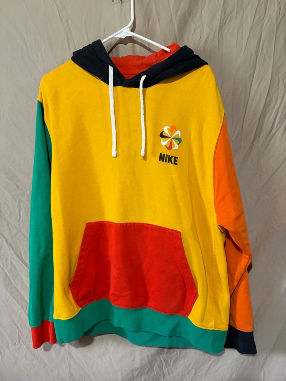 Nike sweatshirt
